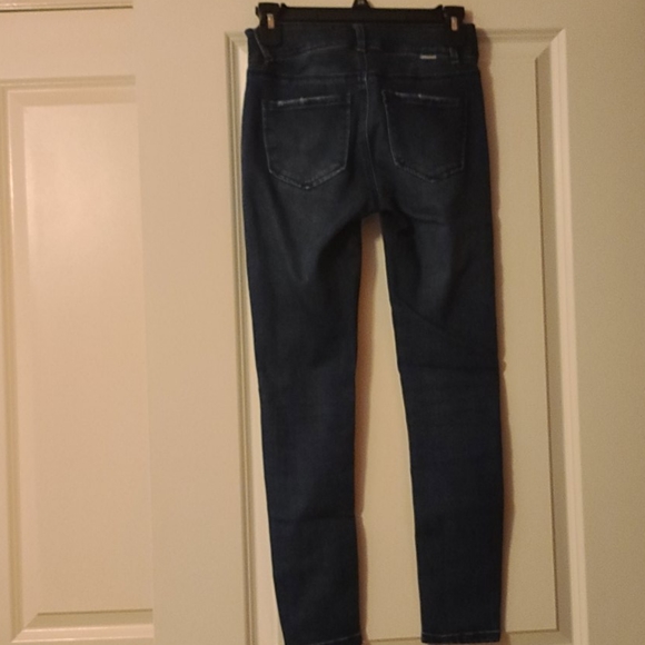 Jeans - Picture 2 of 4